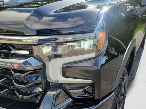 Used 2025 Chevrolet Silverado 1500 ZR2 w/ Technology Package AWD/4WD image 26