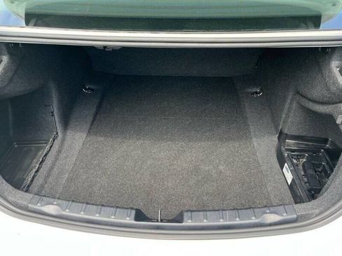 Used 2018 BMW 320i Sedan image 15