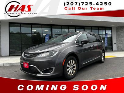 Used 2018 Chrysler Pacifica Touring-L Plus