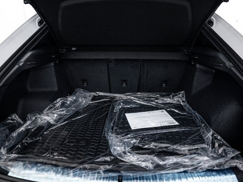 New 2025 Audi Q3 2.0T Premium image 18