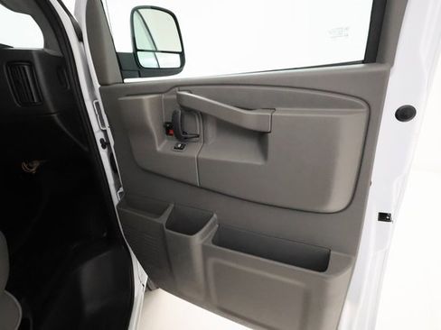 Used 2024 Chevrolet Express 3500 LT w/ LT Preferred Equipment Group image 19