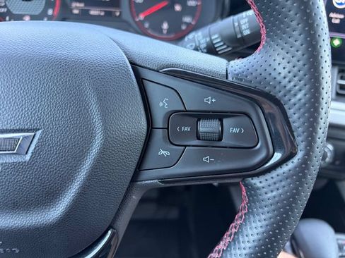 Used 2024 Chevrolet Trax RS w/ Driver Confidence Package FWD image 30