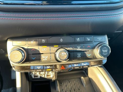 New 2026 Dodge Durango GT image 18