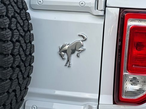 New 2025 Ford Bronco 2-Door w/ Sasquatch Package image 26