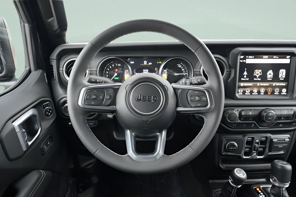 Used 2023 Jeep Wrangler Unlimited Sahara w/ Cold Weather Group AWD/4WD image 15