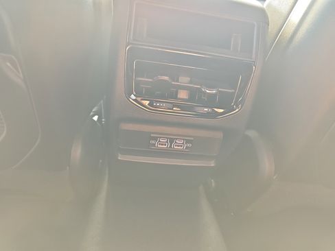 New 2025 Jeep Grand Cherokee Laredo image 14