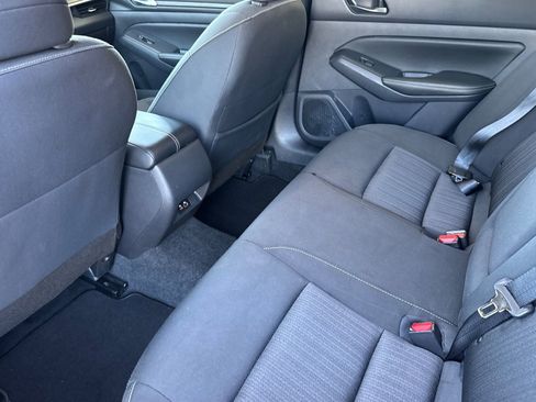 Used 2025 Nissan Altima 2.5 SV FWD image 25