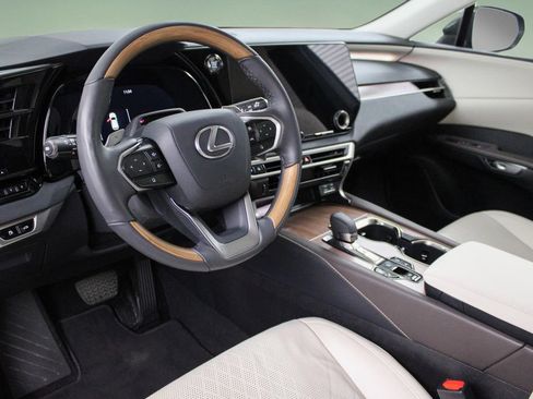 Used 2025 Lexus RX 350 Premium Plus w/ Convenience Package AWD/4WD image 2