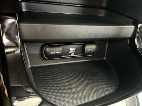 Certified 2023 Kia Seltos S FWD image 56