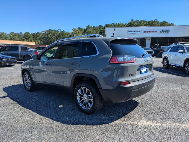 Used 2019 Jeep Cherokee Latitude Plus FWD image 7
