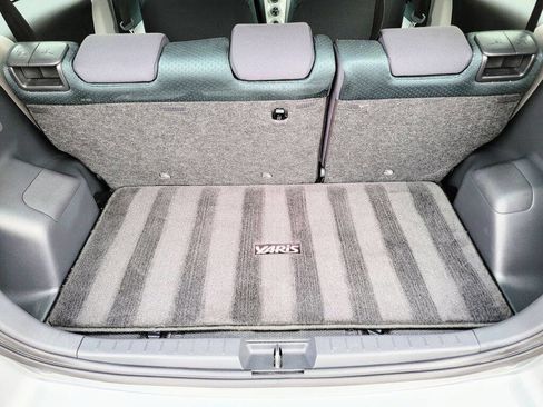 Used 2008 Toyota Yaris 2-Door Hatchback image 4