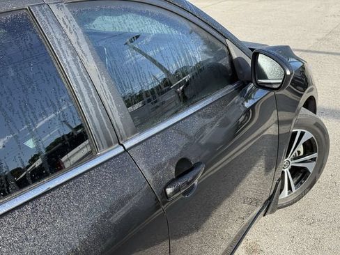 Used 2022 Nissan Sentra SV w/ All-Weather Package FWD image 9
