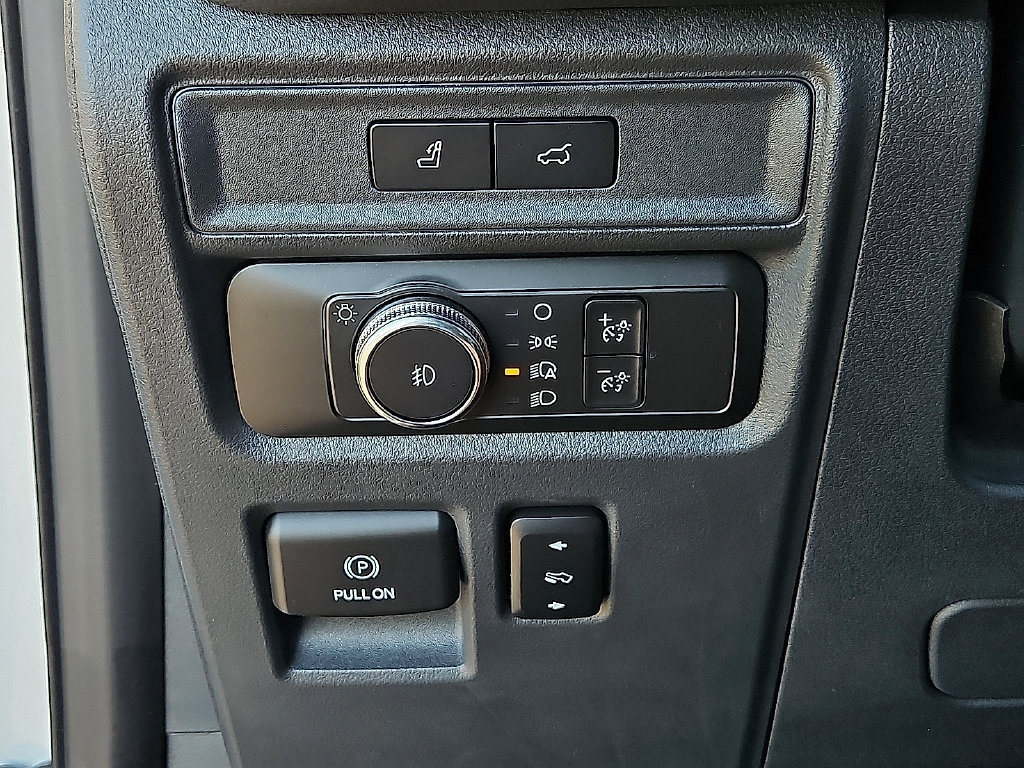 Used 2022 Ford Expedition Max Limited RWD image 25