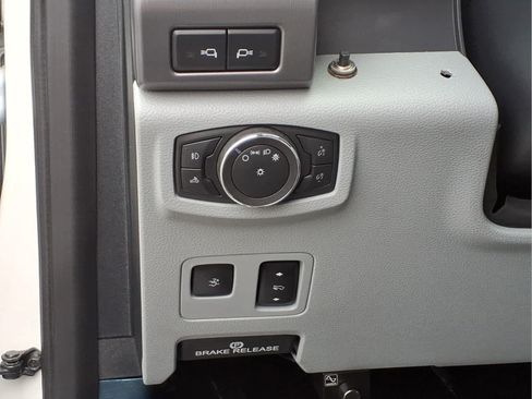 Used 2022 Ford F250 Limited w/ FX4 Off-Road Package AWD/4WD image 13
