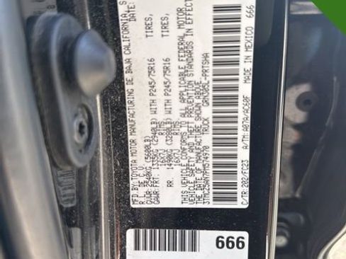 Used 2023 Toyota Tacoma SR5 w/ Technology Package image 11