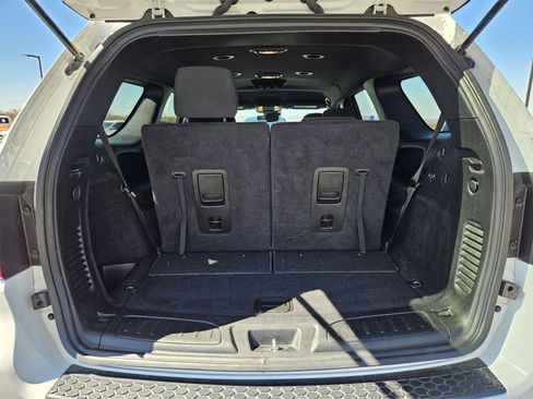 Used 2023 Dodge Durango SXT Launch Edition image 7