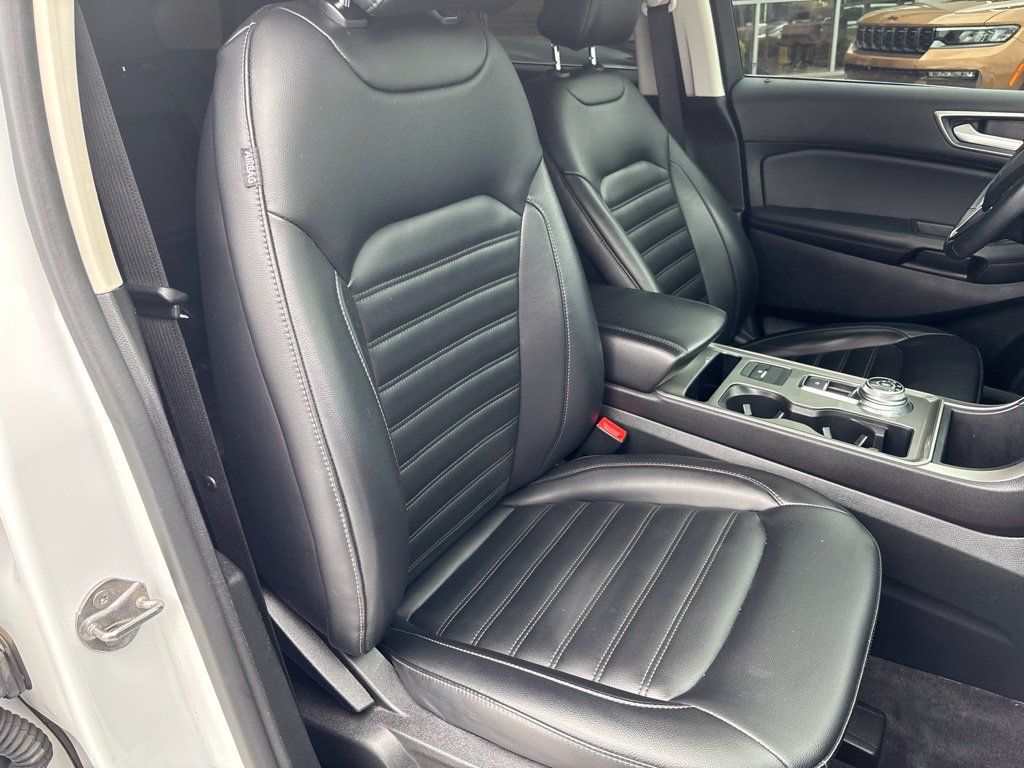 Used 2024 Ford Edge SEL AWD/4WD image 28