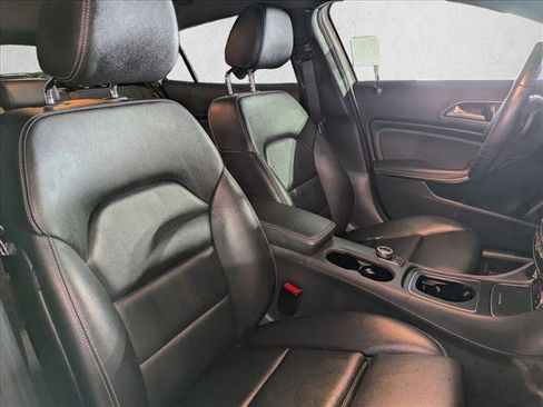 Certified 2020 Mercedes-Benz GLA 250 image 20