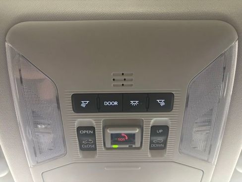Used 2024 Toyota RAV4 XLE Premium FWD image 32