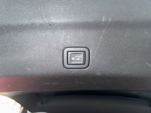 Used 2023 Chevrolet Tahoe RST w/ Luxury Package image 11