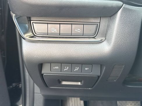 Used 2025 MAZDA CX-30 AWD 2.5 S w/ Select Sport Pkg image 32