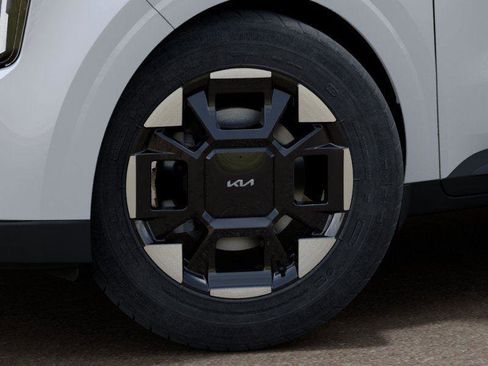 New 2026 Kia Carnival EX FWD image 9