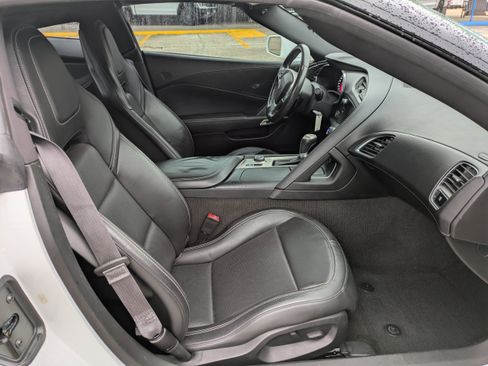 Used 2014 Chevrolet Corvette Stingray Coupe image 13