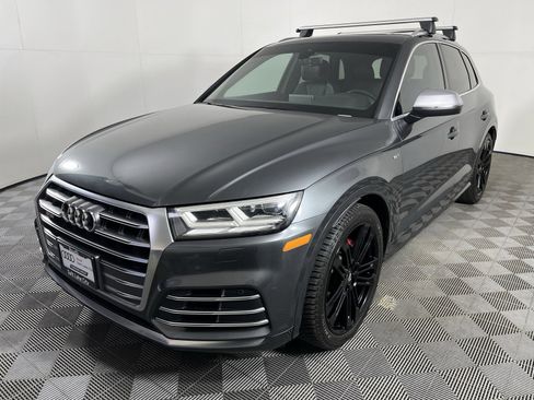 Used 2018 Audi SQ5 Premium Plus w/ S Sport Package image 4