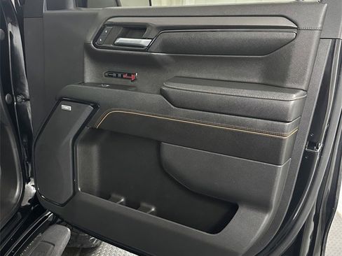 Used 2023 GMC Sierra 1500 AT4 w/ Technology Package image 39