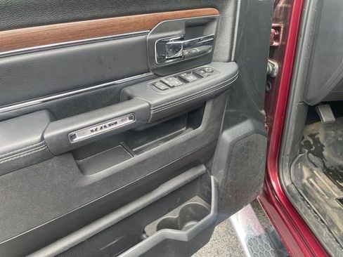 Used 2017 RAM 1500 Laramie w/ Convenience Group image 13