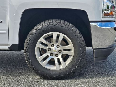 Used 2017 Chevrolet Silverado 1500 LT w/ All Star Edition AWD/4WD image 9