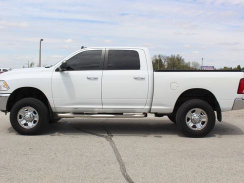 Used 2016 RAM 2500 SLT AWD/4WD image 8