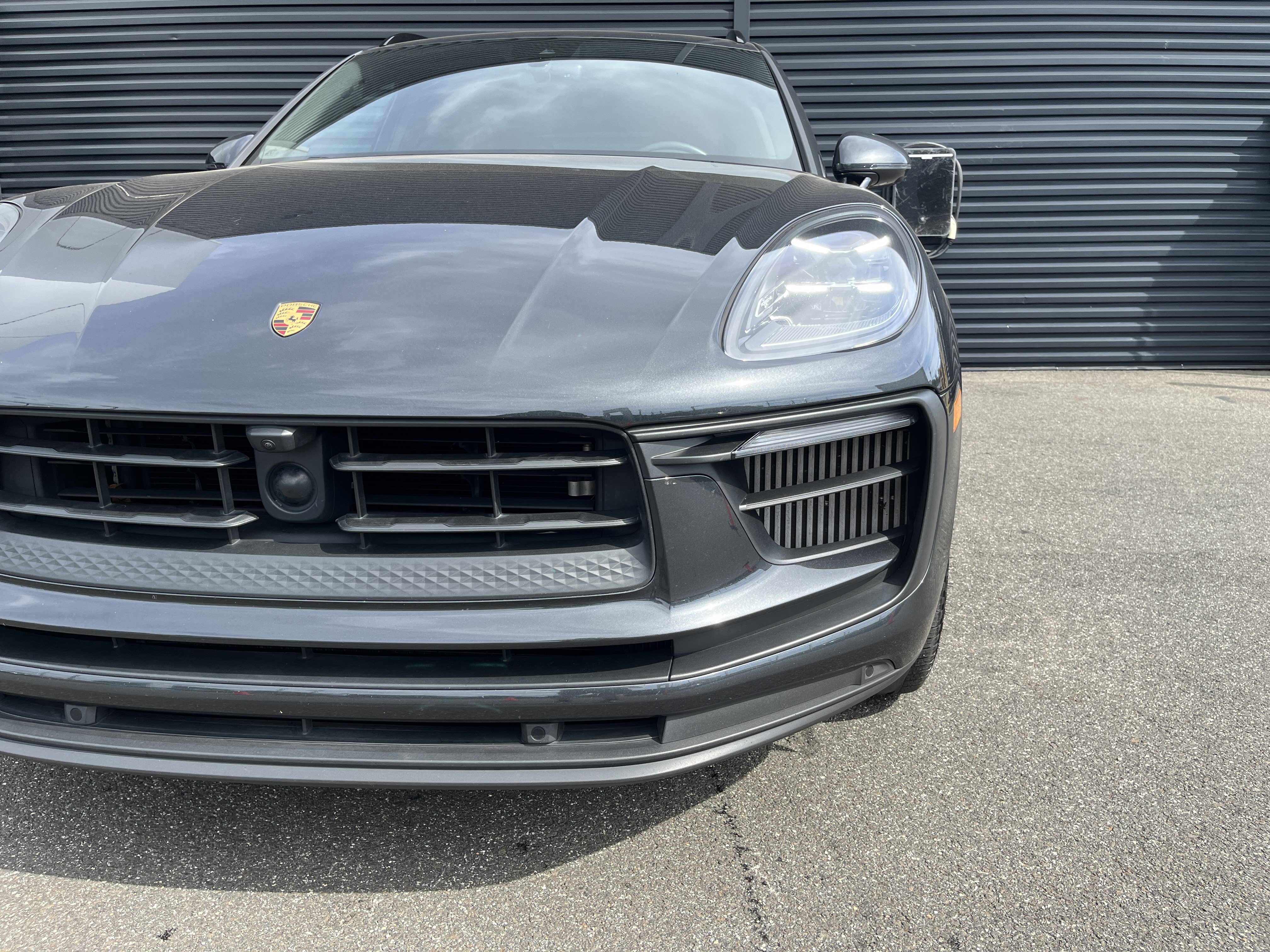 Certified 2024 Porsche Macan S AWD/4WD image 23