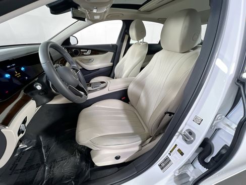 Used 2021 Mercedes-Benz E 350 4MATIC image 21