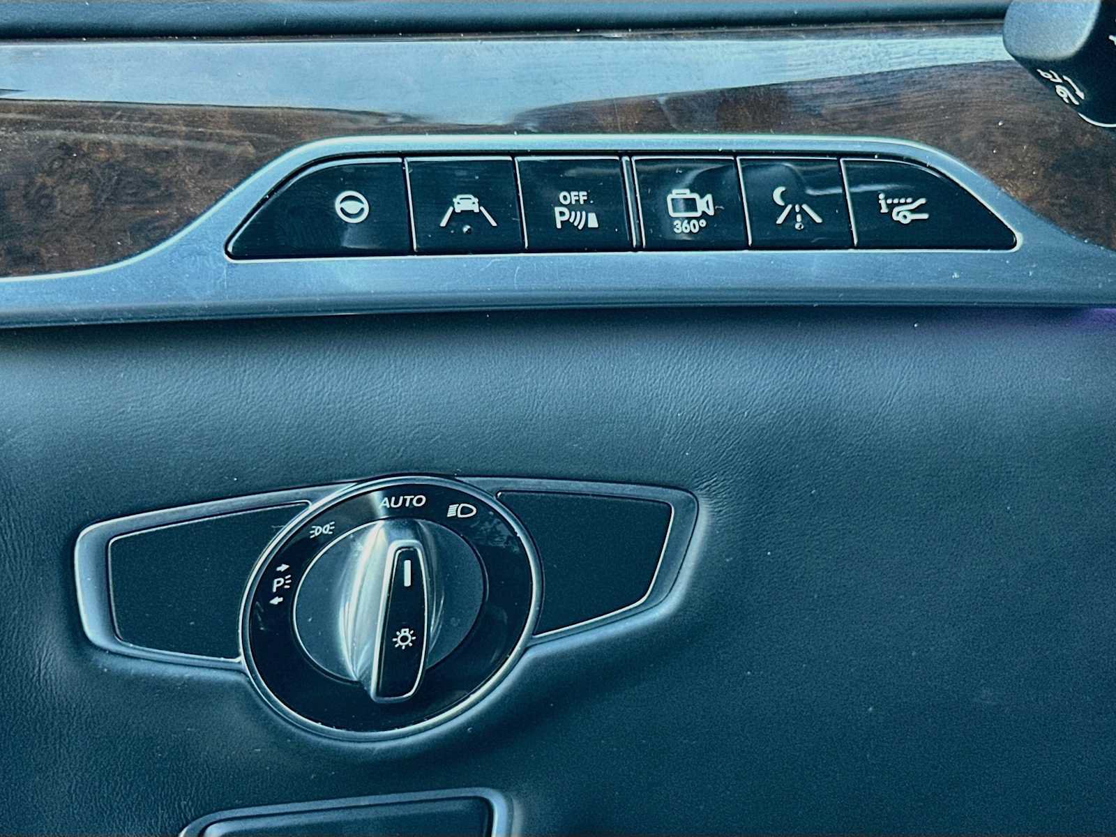 Used 2016 Mercedes-Benz Maybach S 600 image 10