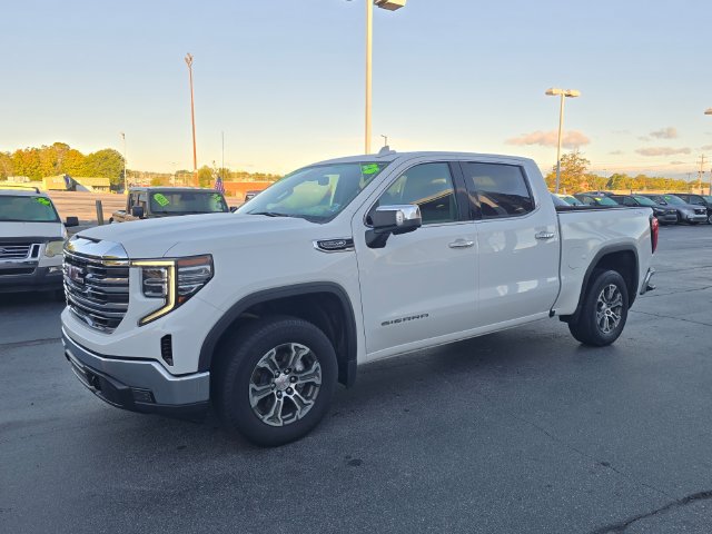 Used 2025 GMC Sierra 1500 SLT AWD/4WD image 7
