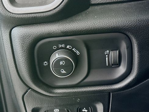 Used 2023 RAM 1500 Big Horn AWD/4WD image 17