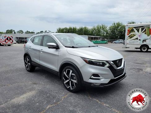 Used 2021 Nissan Rogue Sport SL w/ Premium Package AWD/4WD image 9