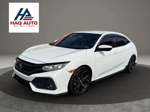 Used 2017 Honda Civic Sport image 1