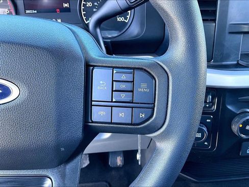 Used 2025 Ford F250 XLT image 13