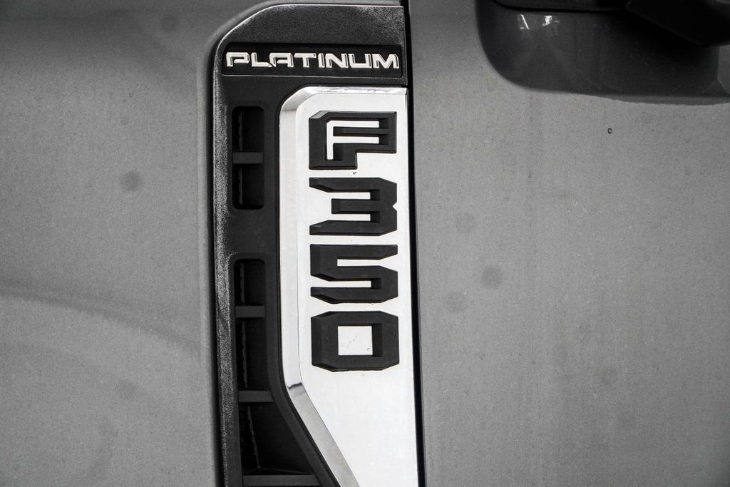 Used 2024 Ford F350 Platinum AWD/4WD image 7