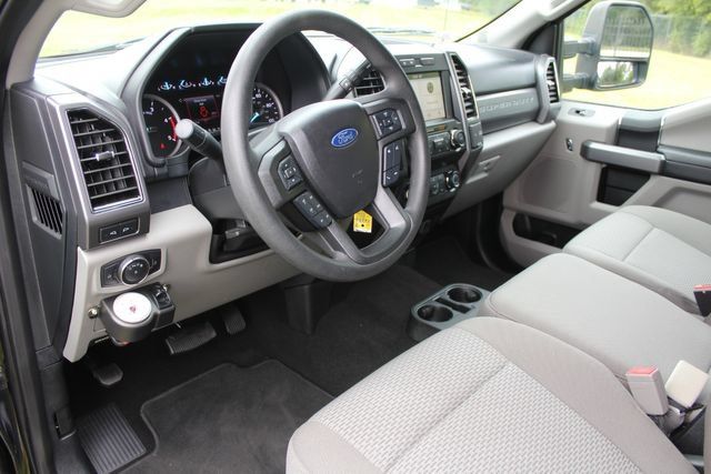 Used 2019 Ford F550 4x4 Crew Cab Super Duty image 17