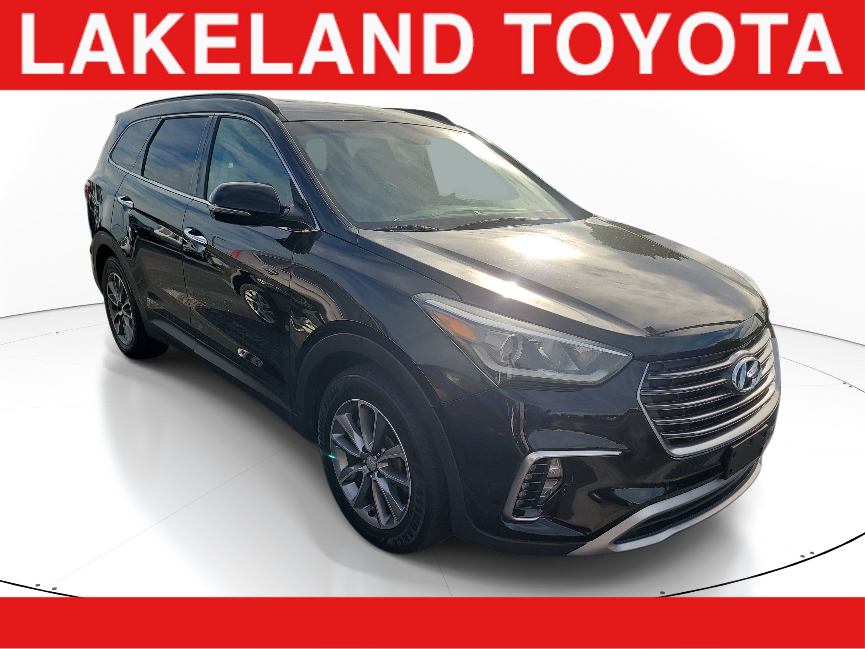 Used 2018 Hyundai Santa Fe SE w/ SE Premium Package 02 AWD/4WD image 1