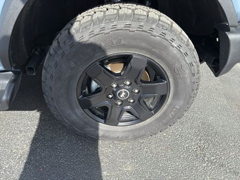 New 2025 Ford Bronco Outer Banks w/ Black Appearance Package AWD/4WD image 11