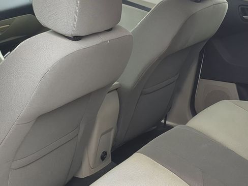 Used 2013 Ford Focus SE image 20