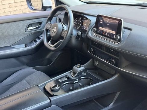 Used 2023 Nissan Rogue SV AWD/4WD image 15