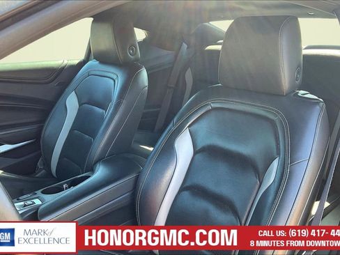 Used 2016 Chevrolet Camaro LT image 21