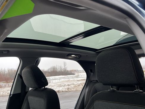 Used 2024 Chevrolet Equinox LT image 20