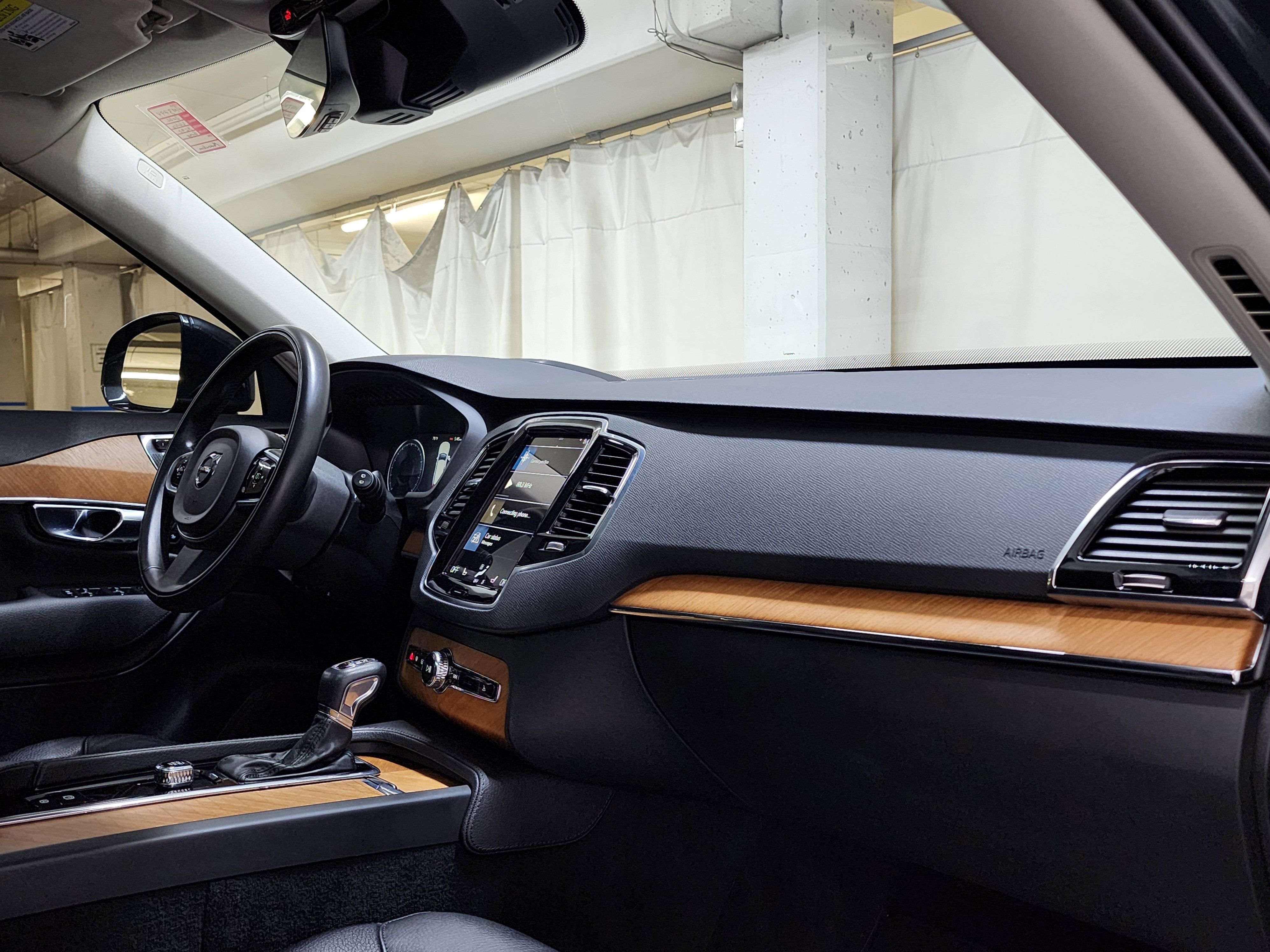 Used 2022 Volvo XC90 T6 Momentum w/ Advanced Package AWD/4WD image 25