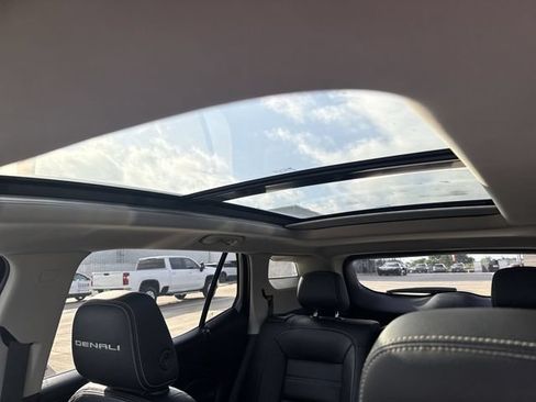 Used 2022 GMC Terrain Denali w/ LPO, Floor Liner Package AWD/4WD image 19